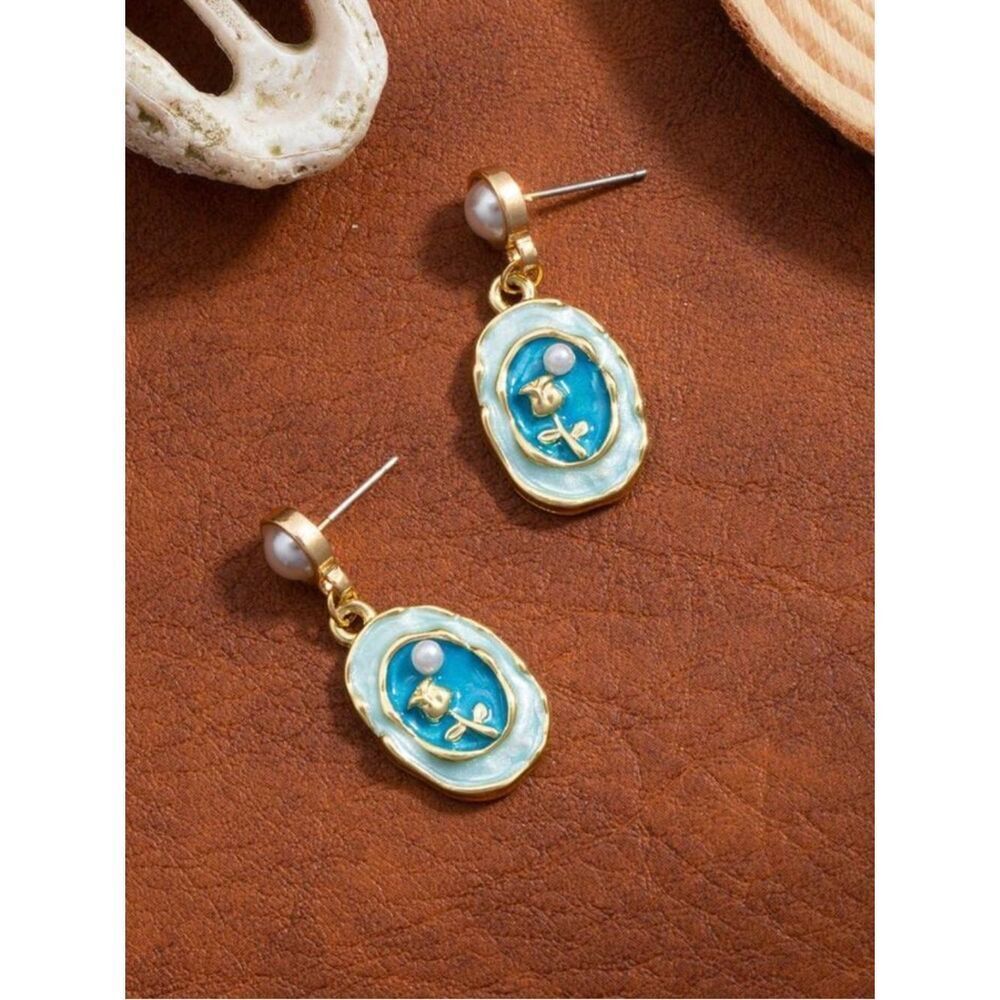 Flower dangle earrings #2607